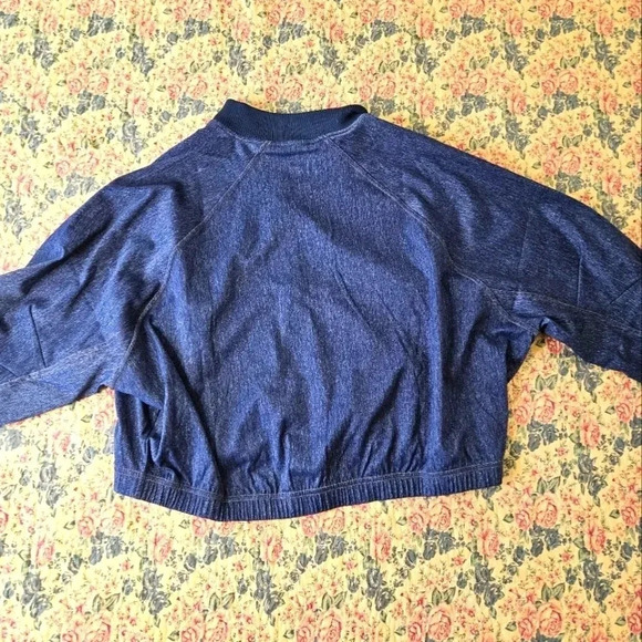 Like new Nike dri fit paris team tennis court.jackt - Picture 3 of 7